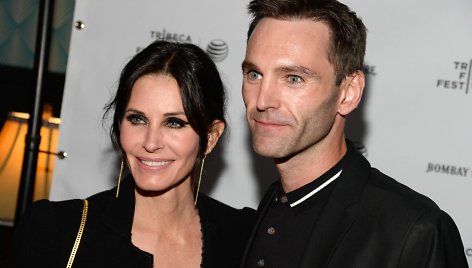 Courteney Cox su mylimuoju Johnny McDaidu