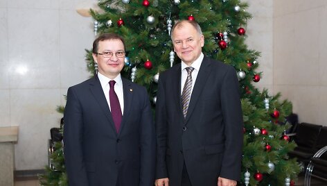 Kauno klinikų generalinis direktorius Renaldas Jurkevičius ir sveikatos apsaugos ministras Vytenis Povilas Andriukaitis