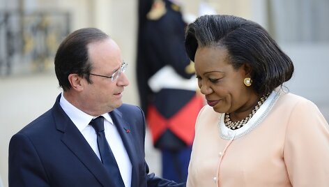 Prancūzijos prezidentas Francois Hollande'as ir Centrinės Afrikos Respublikos prezidentė Catherine Samba-Panza