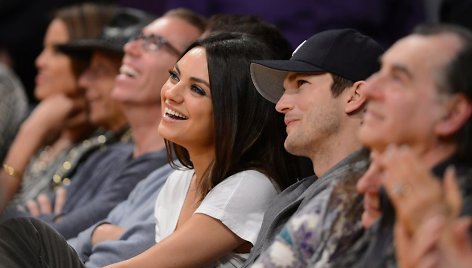 Mila Kunis ir Ashtonas Kutcheris – 35 mln. JAV dolerių