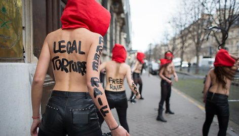 „Femen“ aktyvisčių akcija