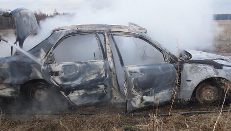 Sudegęs automobilis