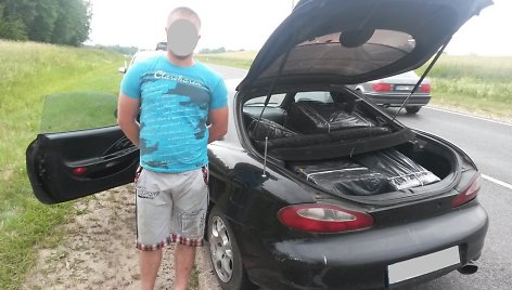 Įtariamasis ir jo automobilis