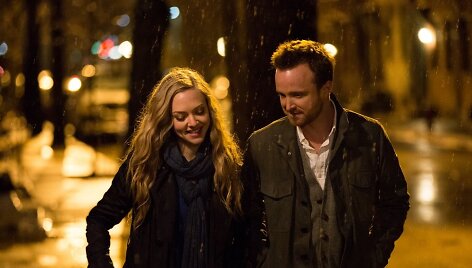 Amanda Seyfried ir Aaronas Paulas filme &bdquo;I&scaron;mokyk mane mylėti&ldquo;