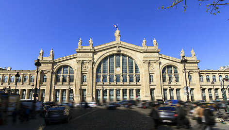 &bdquo;Gare du Nord&ldquo; stoties Paryžiuje fasadas