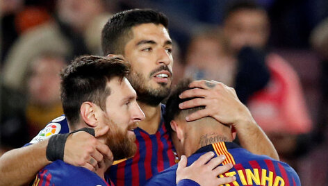 Lionelis Messi džiaugiasi dar vienu įvarčiu.
