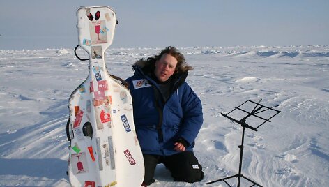 Denis Shapovalov North Pole