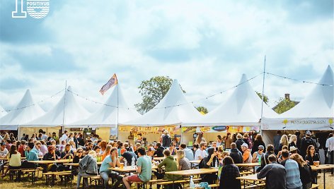 „Positivus“ maisto tiekėjų zona / Festivalio organizatorių nuotr.