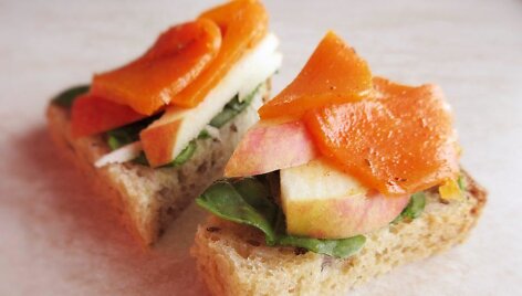 Sumu&scaron;tinis su vegani&scaron;ka rūkyta &bdquo;la&scaron;i&scaron;a&ldquo;