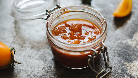 Geltonųjų pomidorų džemas su rūkyta paprika