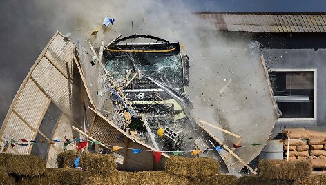&bdquo;Volvo FMX&ldquo; kelionė