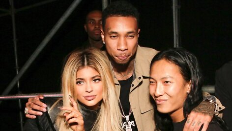 Kylie Jenner, Tyga ir dizaineris Alexanderis Wangas