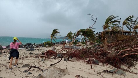 Uragano Irma nuniokota Richardo Bransono sala