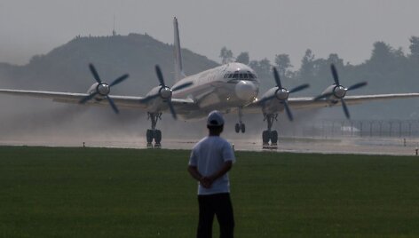 Lėktuvas  IL-18
