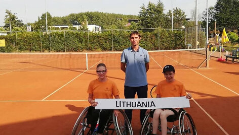 Lietuvos neįgalieji tenisininkai - tarptautinėje treniruočių stovykloje Nyderlanduose