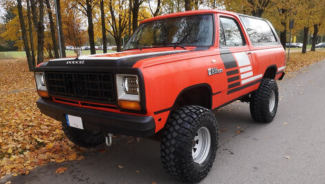 I&scaron;skirtinis visureigis &bdquo;Dodge Ramcharger&ldquo;