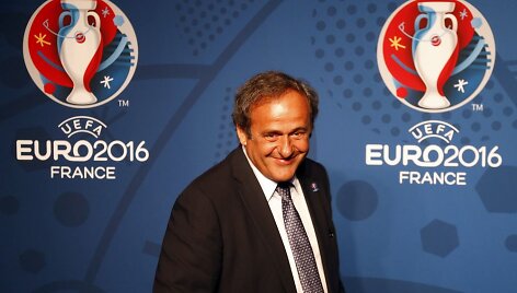 M.Platini pristatė būsimo čempionato logotipą