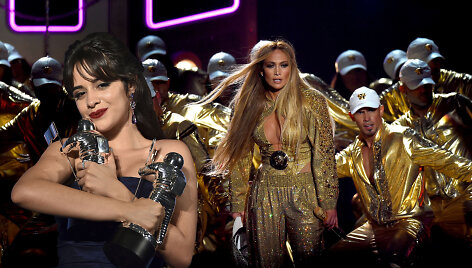 Camila Cabello ir Jennifer Lopez 