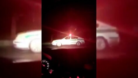 Joni&scaron;kio policija miega su &scaron;vyturėliais