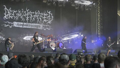 Grupė &bdquo;Decapitated&ldquo; koncerte