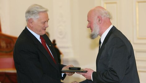 Valdas Adamkus (kairėje) ir Juozas Aputis