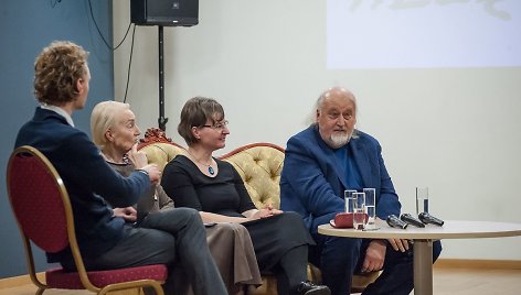 „Kelionė į Tilžę": kultūros dialogas