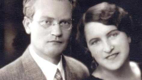 Vincas Mykolaitis-Putinas ir Emilija Kvedaraitė, 1935 metai