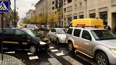 Penktadienio spūstis Vilniuje, Gedimino pr.