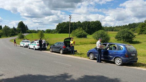 Policijos reidas