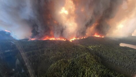 Gaisrai Manitoboje, Kanada / Reuters