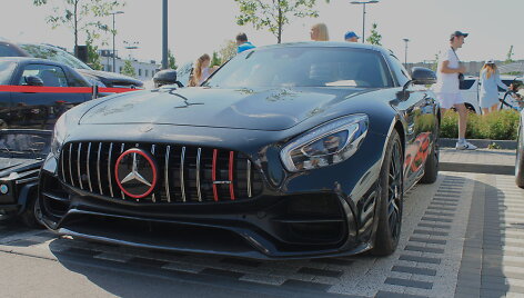 &bdquo;Mercedes Benz&ldquo; mėgėjų vasaros sezono atidarymas Vilniuje