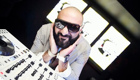 DJ Sezzy