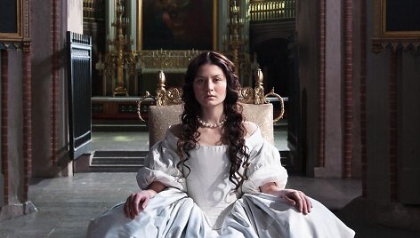 Kadras i&scaron; Mikos Kaurism&auml;kio filmo &bdquo;Karalienė Kristina&ldquo;