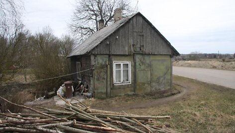 J.Daktaro trobelė Balčiuose i&scaron; tolo liudija baisų skurdą