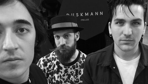 Menininkų judėjimas DUSKMANN (i&scaron; kairės): Danielle Cavalli, Mattia Masi, Edoardo Dionea Cicconi