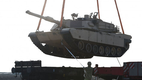 Bradley &scaron;arvuota kovos ma&scaron;ina &bdquo;Bradley Fighting Vehicle&ldquo; 