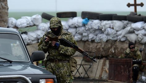 Ginkluoti prorusiški separatistai Slovjanske