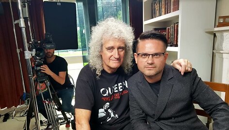 &bdquo;Queen&ldquo; gitaristas Brianas May ir Edvardas Žičkus