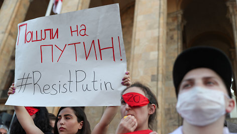 Antra protestų Tbilisyje diena