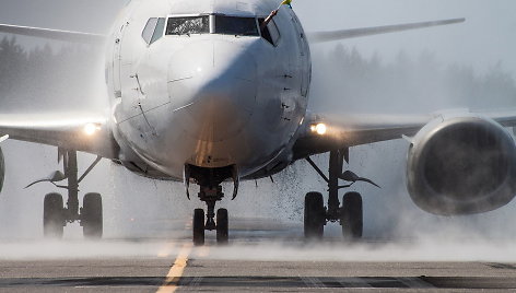 Pirmasis „Ukraine International Airlines“ lektuvas Palangos oro uoste