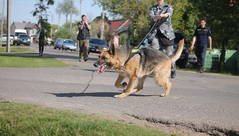 Policijos &scaron;unų mokymai