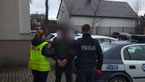 Lenkijoje sulaikytas greitį vir&scaron;ijęs ir ky&scaron;į siūlęs Lietuvos pilietis