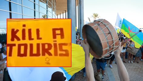 Taikūs protestai prie&scaron; turistus Kanarų salose ir grėsmingas grafitis