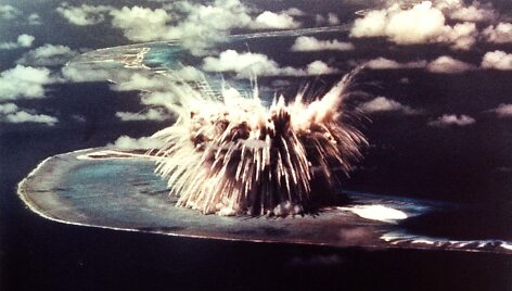 Atominės bombos sprogimas Mar&scaron;alo salose