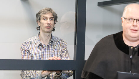 Algirdas Paleckis atvežtas į Kauno teismą