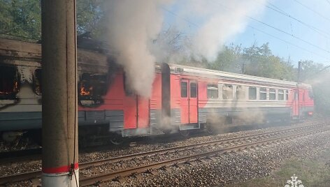 Kubanėje užsiliepsnojo keleivinis traukinys