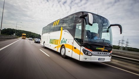 Tarpmiestinis autobusas