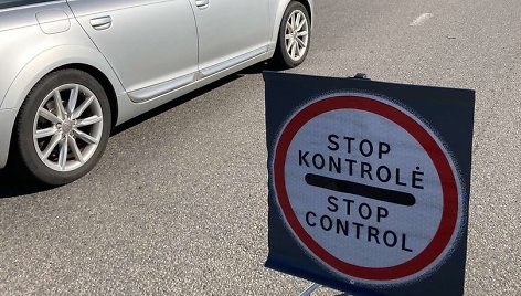 Akimirkos iš ilgąjį savaitgalį Kauno policijos surengtų vairuotojų patikrų