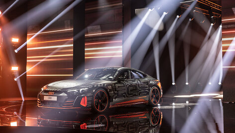 Elektromobilis &bdquo;Audi e-tron GT quattro&ldquo;