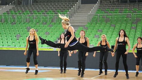 &bdquo;Leader Dance&ldquo; &scaron;okėjos